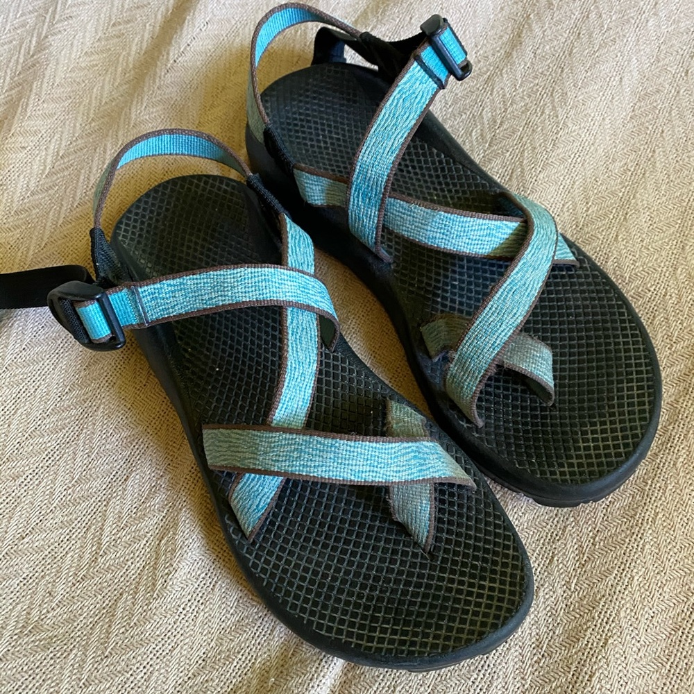 Chaco size 9 sandals z cloud